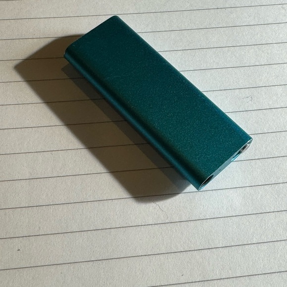 Apple iPod Blue Shuffle - Picture 4 of 5